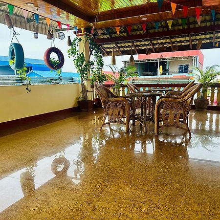 Savet Hostel Stoeng Treng Exteriér fotografie